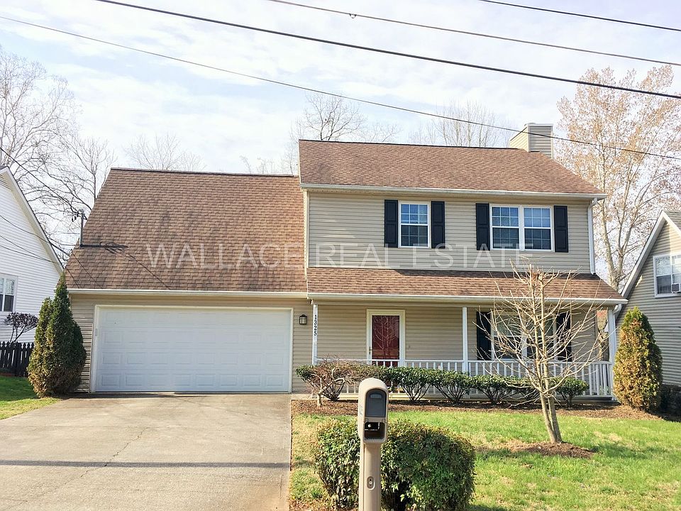 1st image of 1325 Woodridge Dr