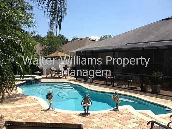 2nd image of 612 Acorn Ct