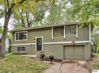 730 Willow Ave, Bellevue, NE 68005