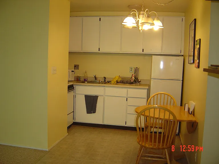 935 Dewey Ave #305 — Photo 3