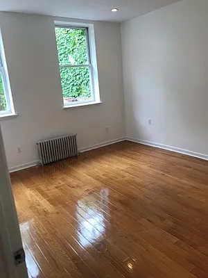 Rented by Borough Property Group | media 14