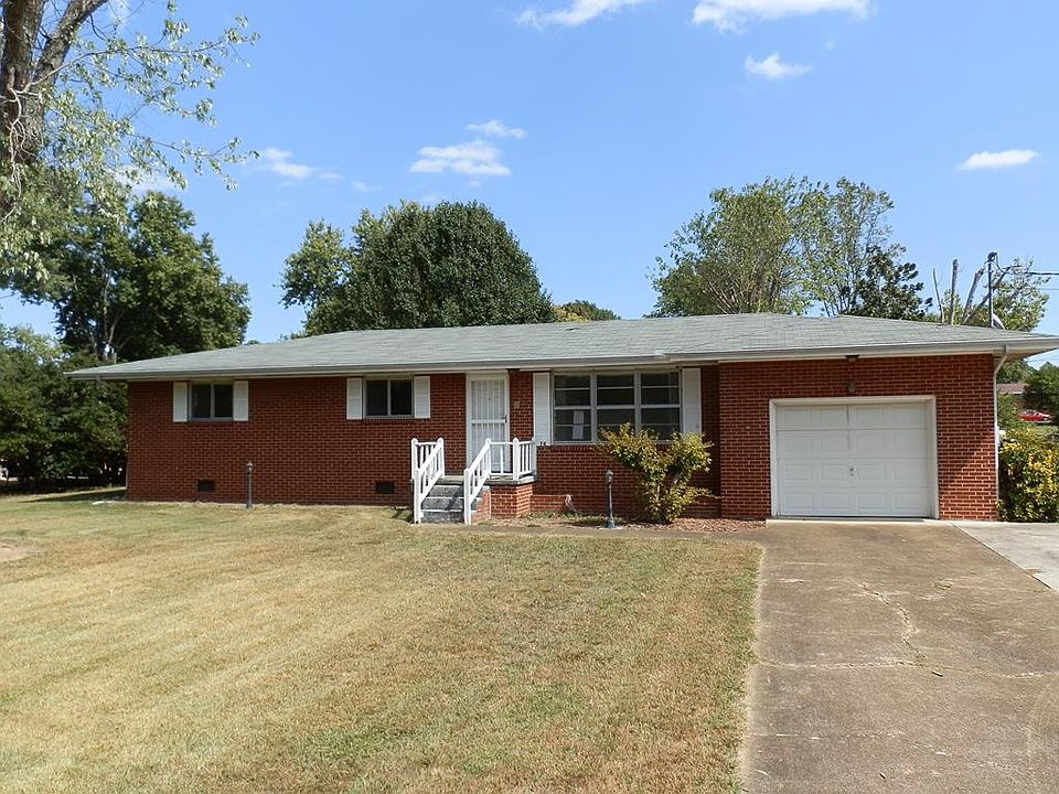 1st image of 74 Roy Ave