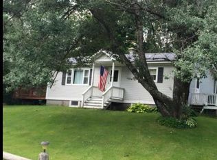 800 Cochran Rd, Morrisville, VT 05661