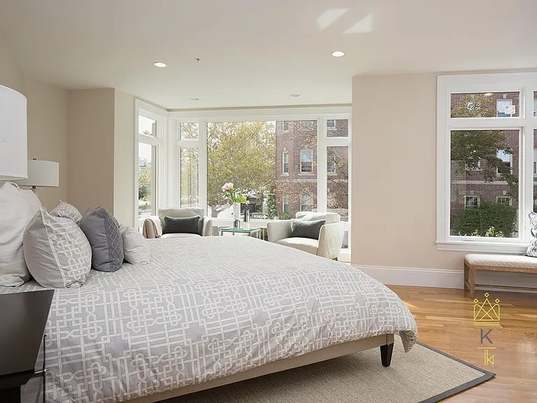 1248 Beacon St #2 — Photo 7