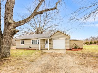 48 McCollum Ave, Galesburg, MI 49053
