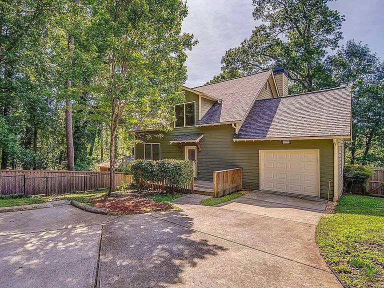 3530 Glenwood Rd — Photo 5