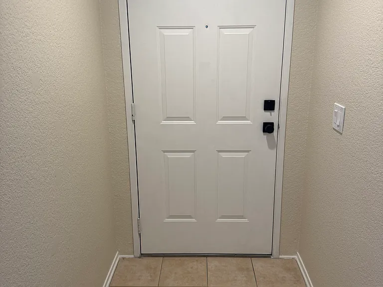 1043 Southwood Dr #J — Photo 24