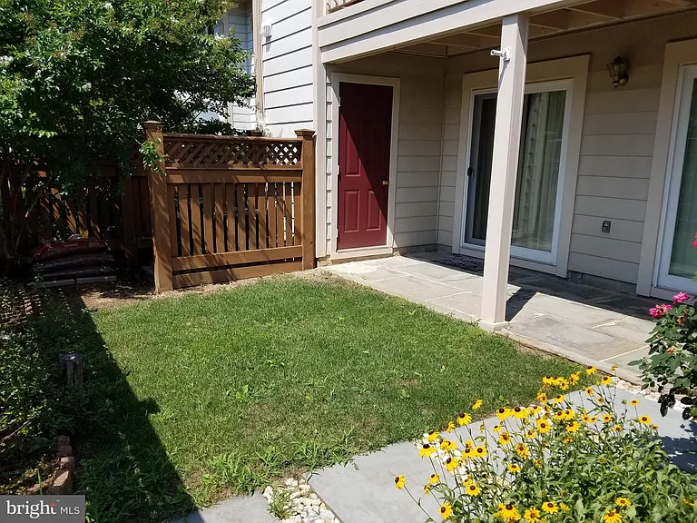 6913 Sandra Marie Cir #A — Photo 2