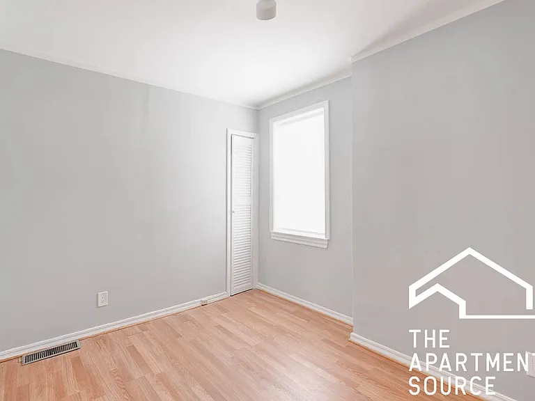 2609 W Thomas St #2 — Photo 29
