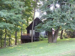 524 Roxbury Rd, Hudson, NY 12534