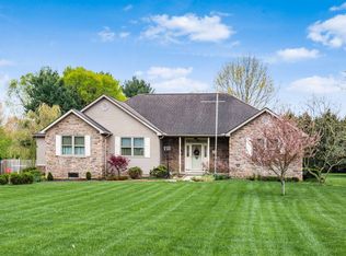 6767 Rovilla Rd, Blacklick, OH 43004