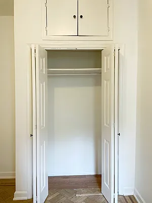 Rented by Pear NYC LLC | media 25