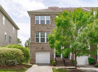 1014 Summerhouse Rd, Cary, NC 27519