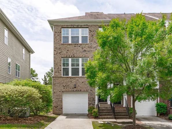 1014 Summerhouse Rd, Cary, NC 27519