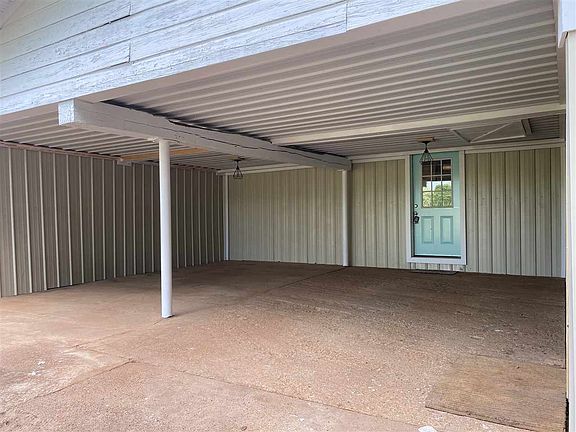 5th image of 2411 County Road 4156 N