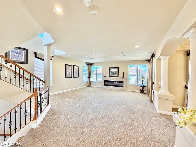 8578 Silver Coast St — Photo 13