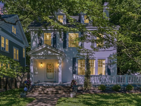 2nd image of 1001 S Pickwick Avenue