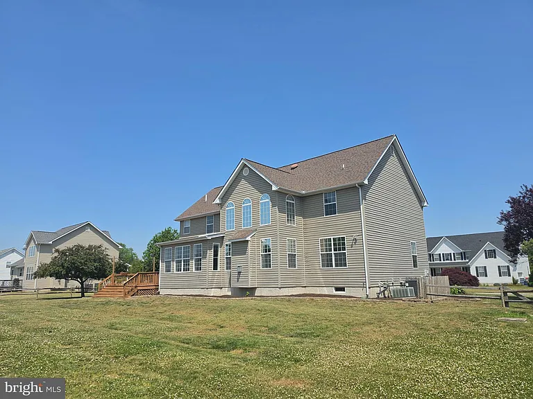 109 Masters Ln — Photo 13