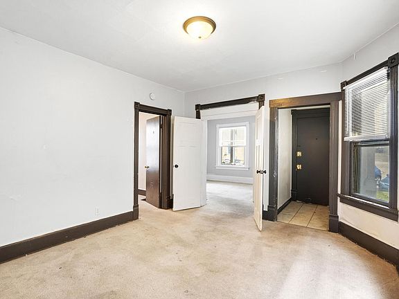 4th image of 2405 N Frederick AVENUE #2407