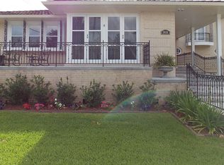 3035 Octavia St, New Orleans, LA 70125