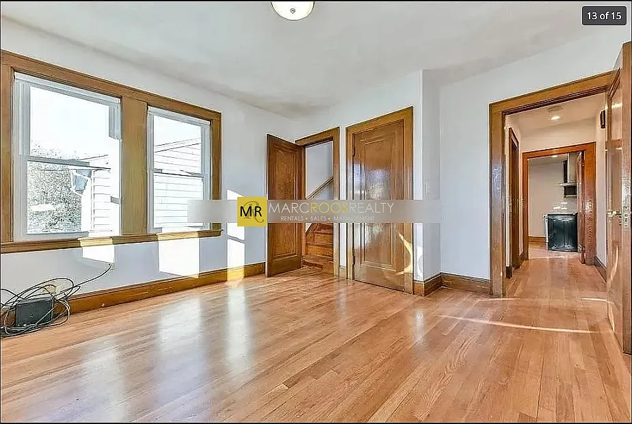 5 bed, 9999 sqft, $7,650 — Photo 2