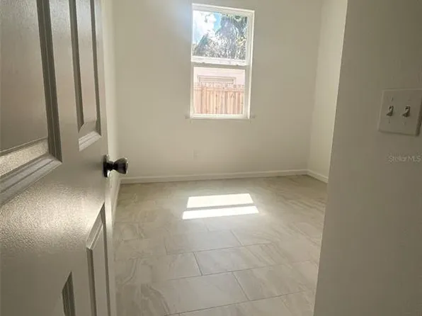 388 Chinaberry Ave, Oviedo, FL 32765