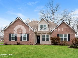 1206 Centerstream Dr, Christiana, TN 37037