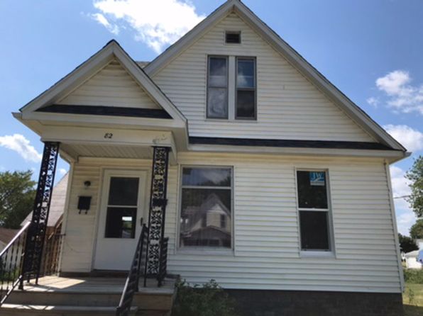 82 Lake St #2