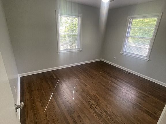 2nd image of 805 Culpepper Ln