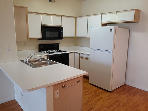 5th image of 5751 E Hacienda Ave Unit 283