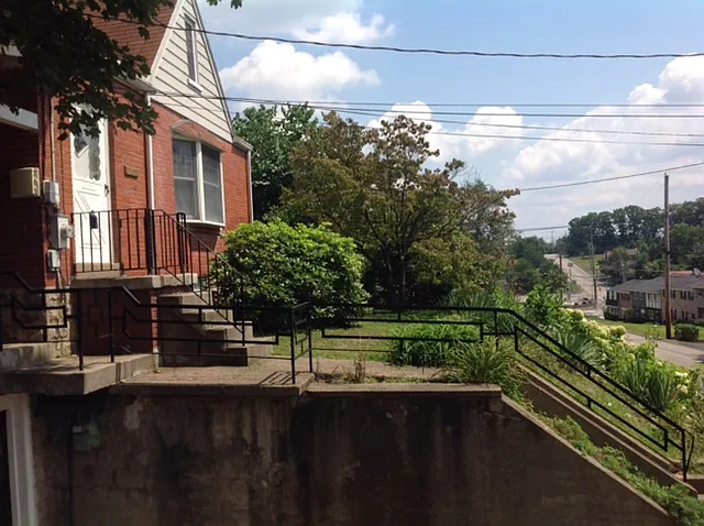 148 Perryvista Ave photo 1