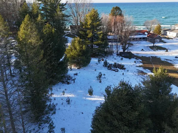 Old Freesoil Rd, Manistee, MI 49660