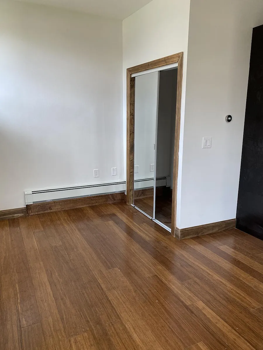 Building Photo - 72 N Pearl St #1B