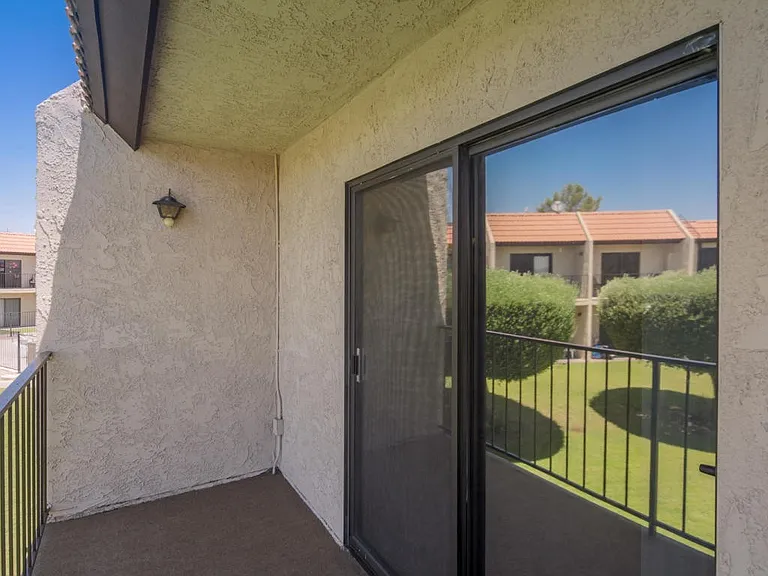355C N Lake Havasu Ave — Photo 27