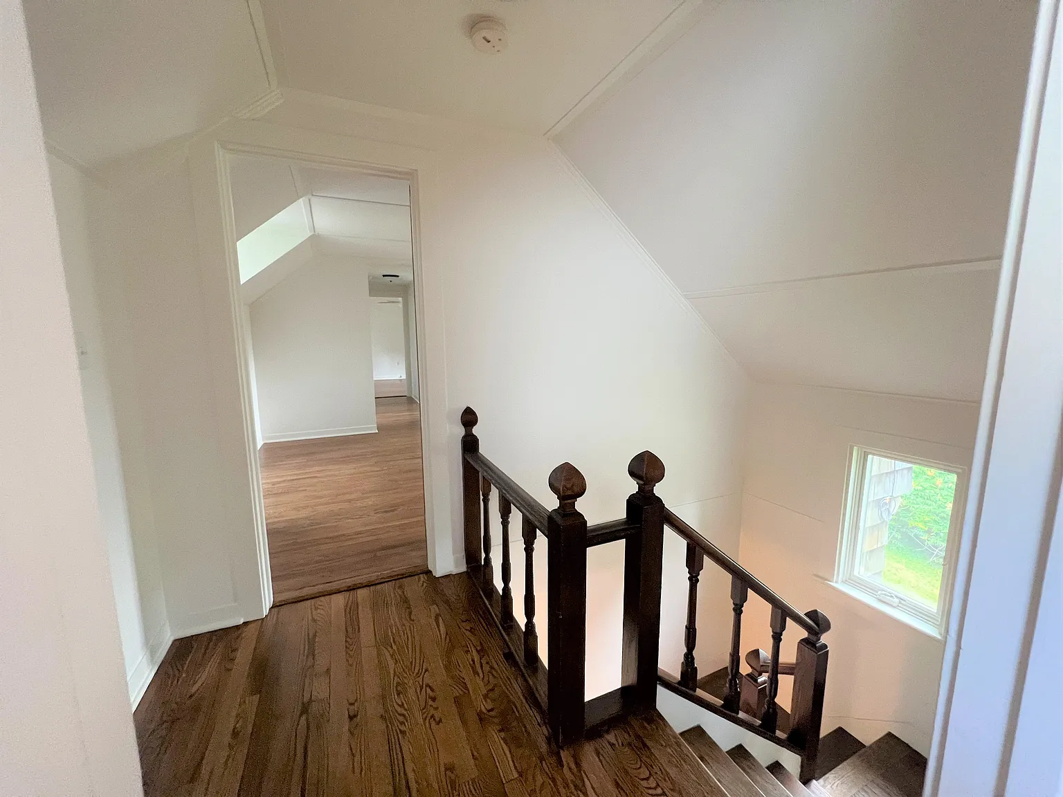 2 bed, 1800 sqft, $1,850 — Photo 4