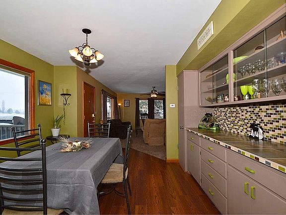 5th image of 210 S Fairweather Ave