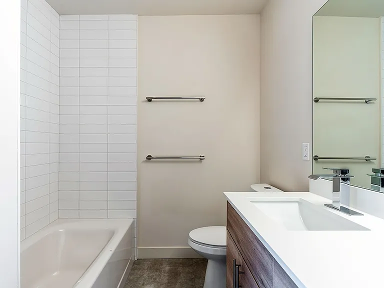 Skyridge Townhouses — Photo 49