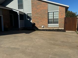 4910 SE Edinburgh Ln, Lawton, OK 73501