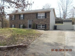 5077 Jamestown Dr, Newburgh, IN