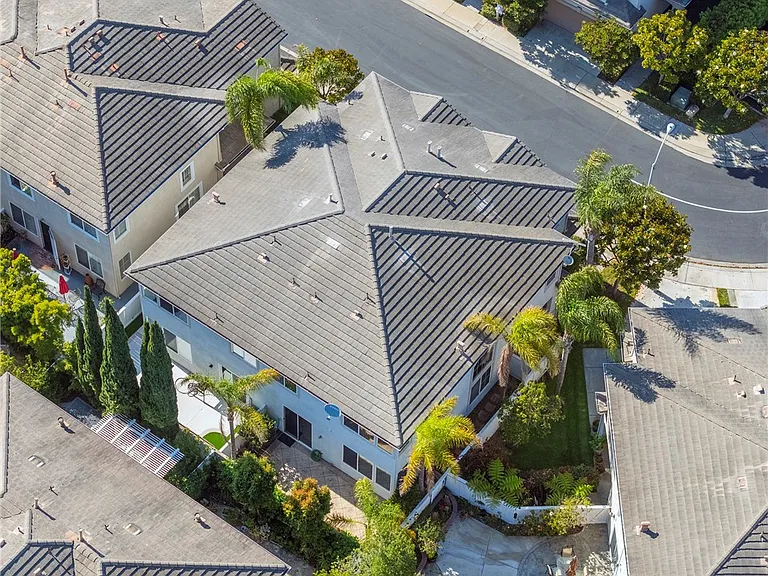 7676 Park Bay Dr — Photo 43