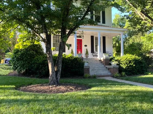 211 Barnette Ave, Roxboro, NC 27573