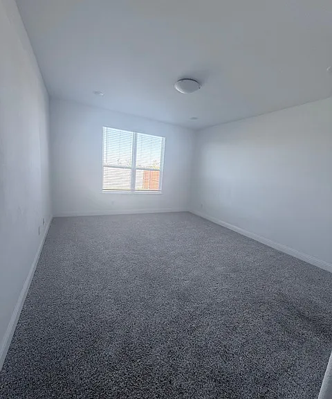 733 Santa Lucia Dr — Photo 2