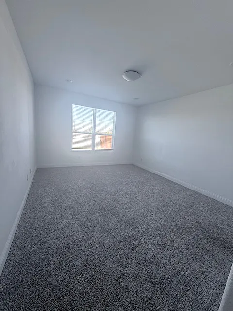 Building Photo - 733 Santa Lucia Dr