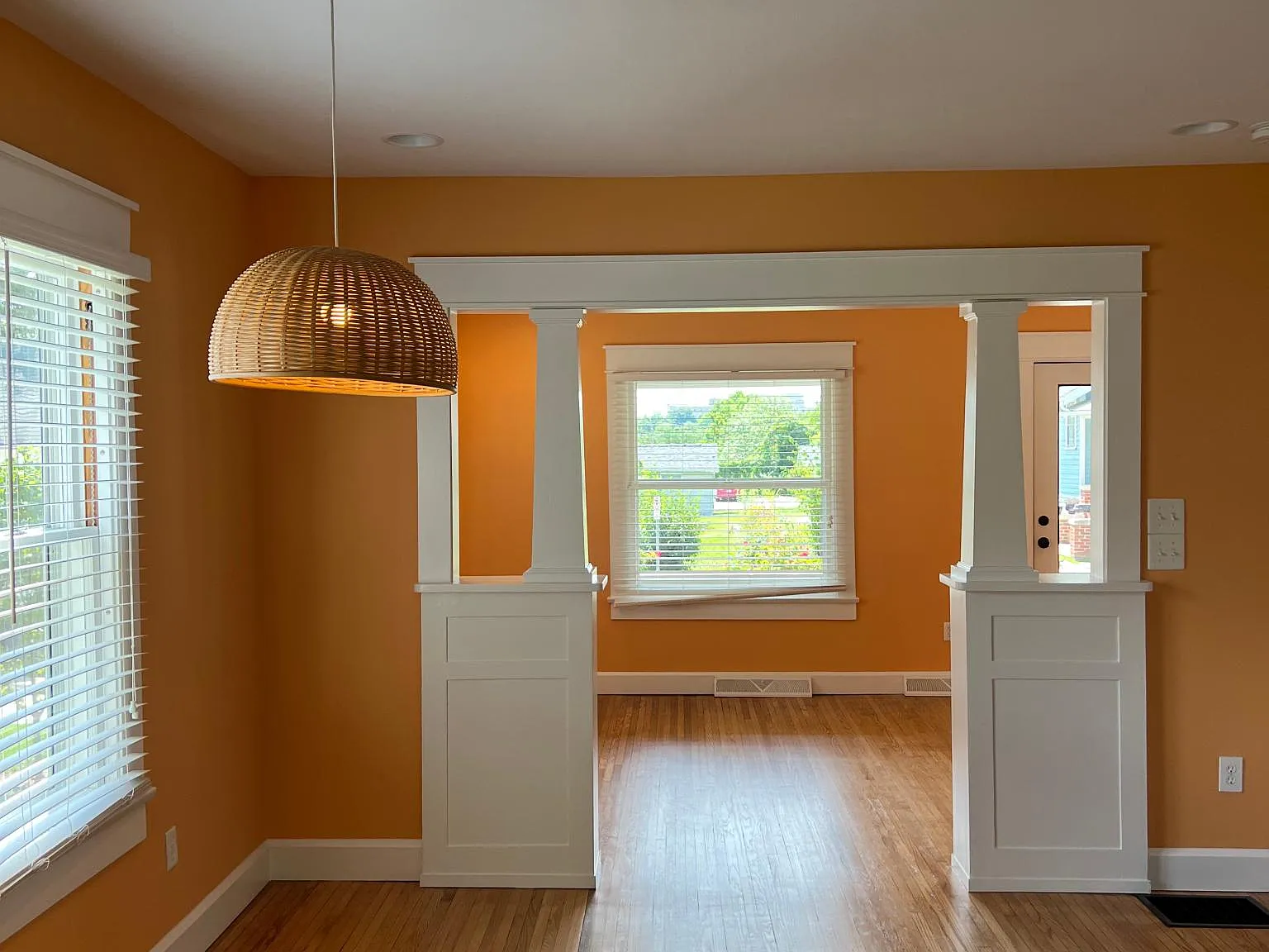 3 bed, 1.5 bath, 1500 sqft, $2,850 — Photo 1