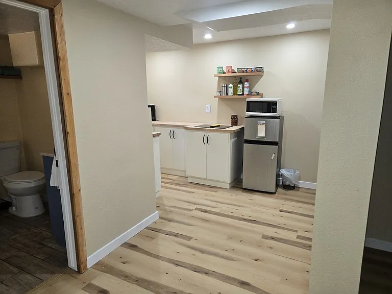 240 N 1400 W #B — Photo 3