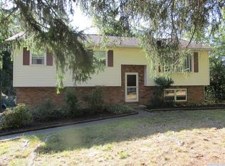 2202 Pine Dr, Valatie, NY 12184