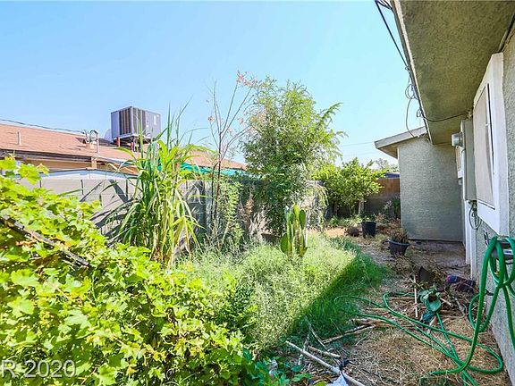 5th image of 2237 La Puente St