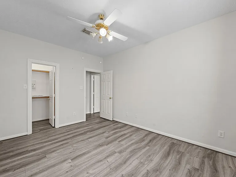 23818 Indian Hills Way — Photo 27