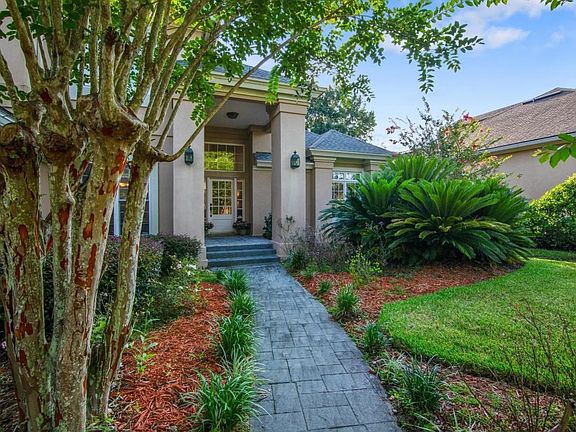 Front Walk Up
