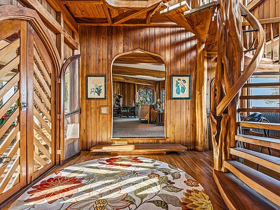 2nd image of 43-5745 Old Stable Rd